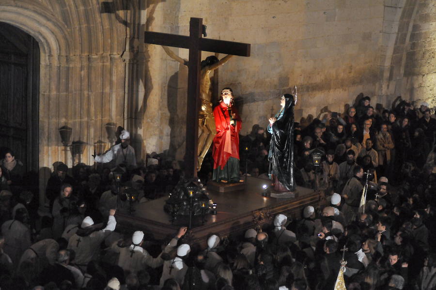 Procesión del Dolor y la Soledad en Medina de Rioseco. 