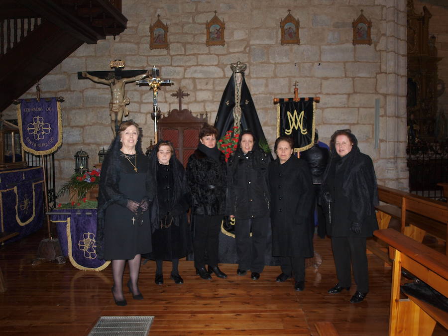 Fotos: Procesión del Santo Rosario en Torrelobatón