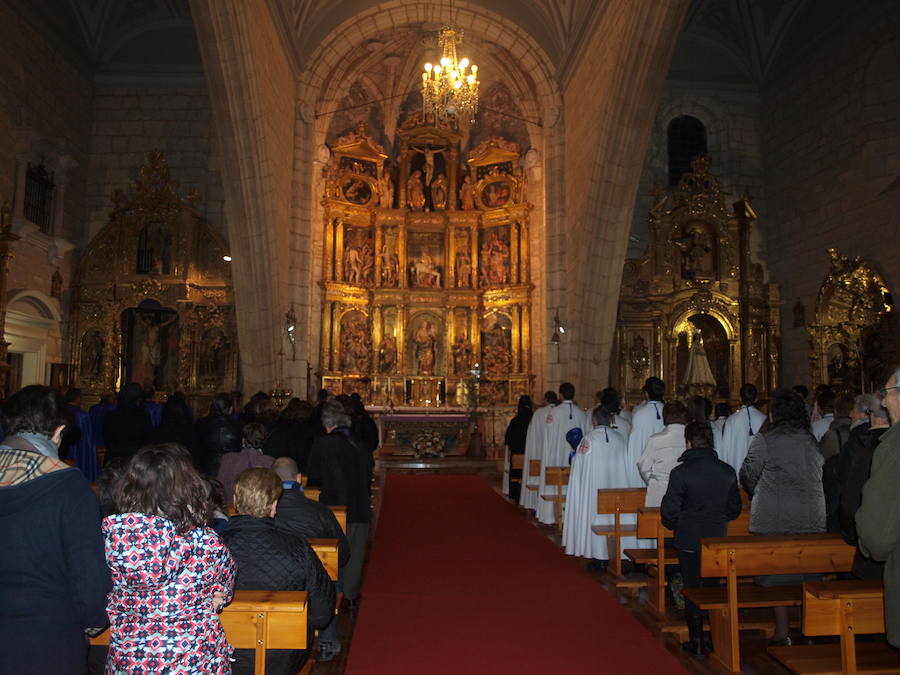 Fotos: Procesión del Santo Rosario en Torrelobatón