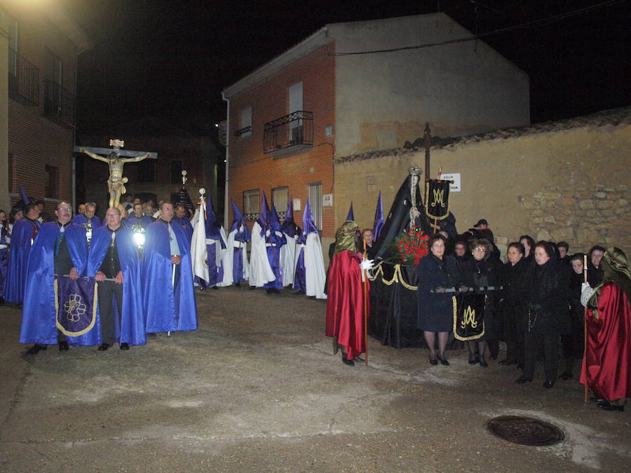 Fotos: Procesión del Santo Rosario en Torrelobatón