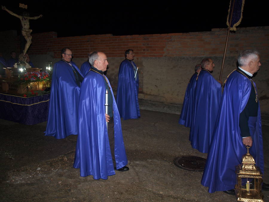 Fotos: Procesión del Santo Rosario en Torrelobatón