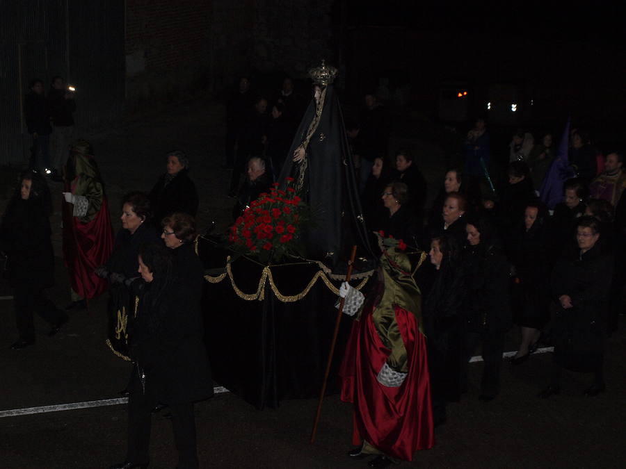 Fotos: Procesión del Santo Rosario en Torrelobatón