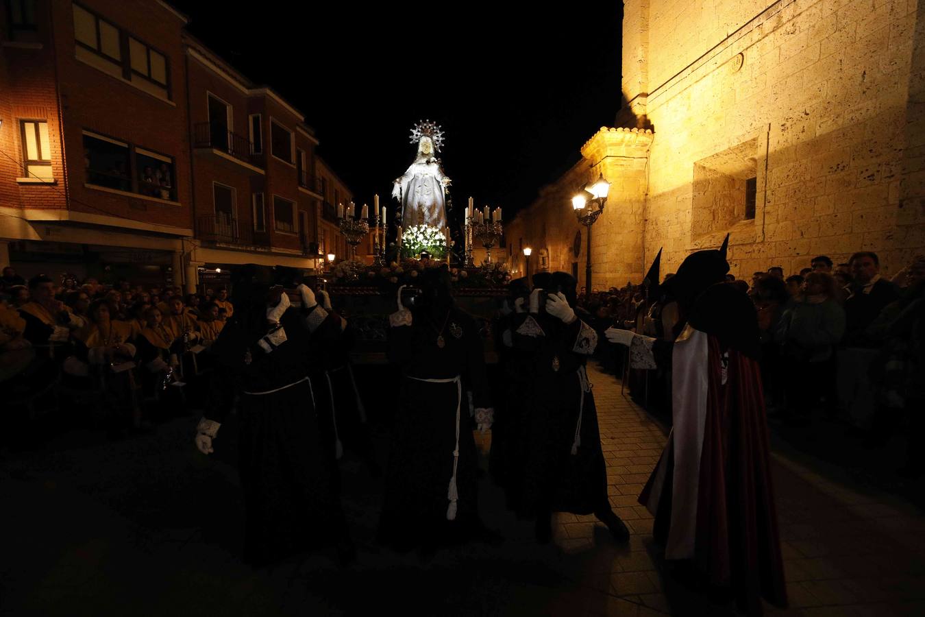 Fotos: Procesión del Encuentro en Peñafiel