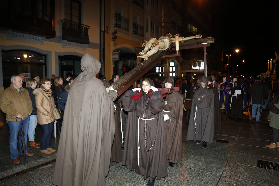 Fotos: Procesión de Luz y Tinieblas