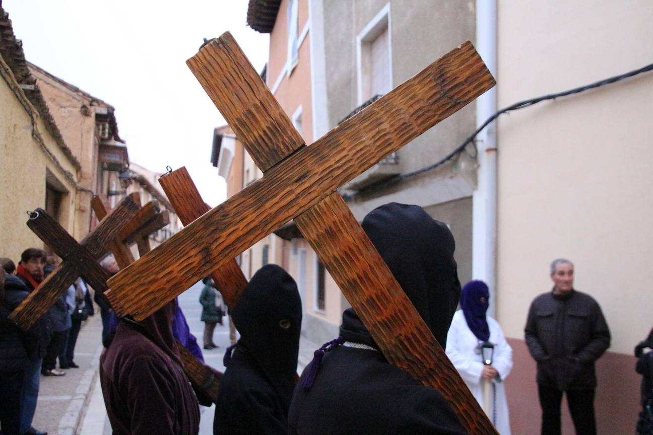 Fotos: Vía Crucis en Medina de Rioseco