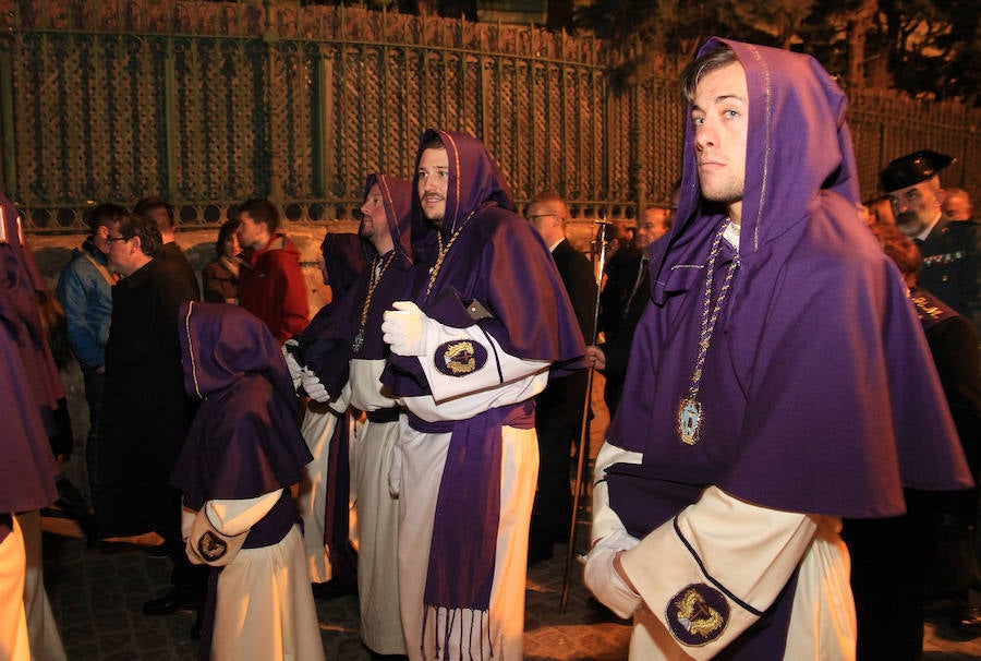 El buen tiempo deja desfilar 