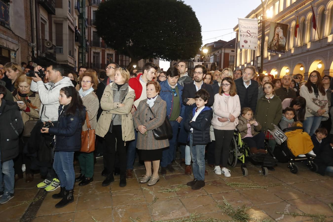 Fotos: Si estuviste en la procesión del Encuentro, búscate en la fotos