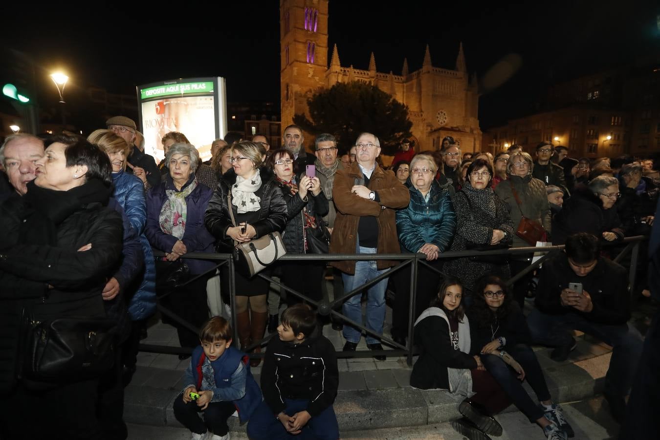 Fotos: Si estuviste en la procesión del Encuentro, búscate en la fotos