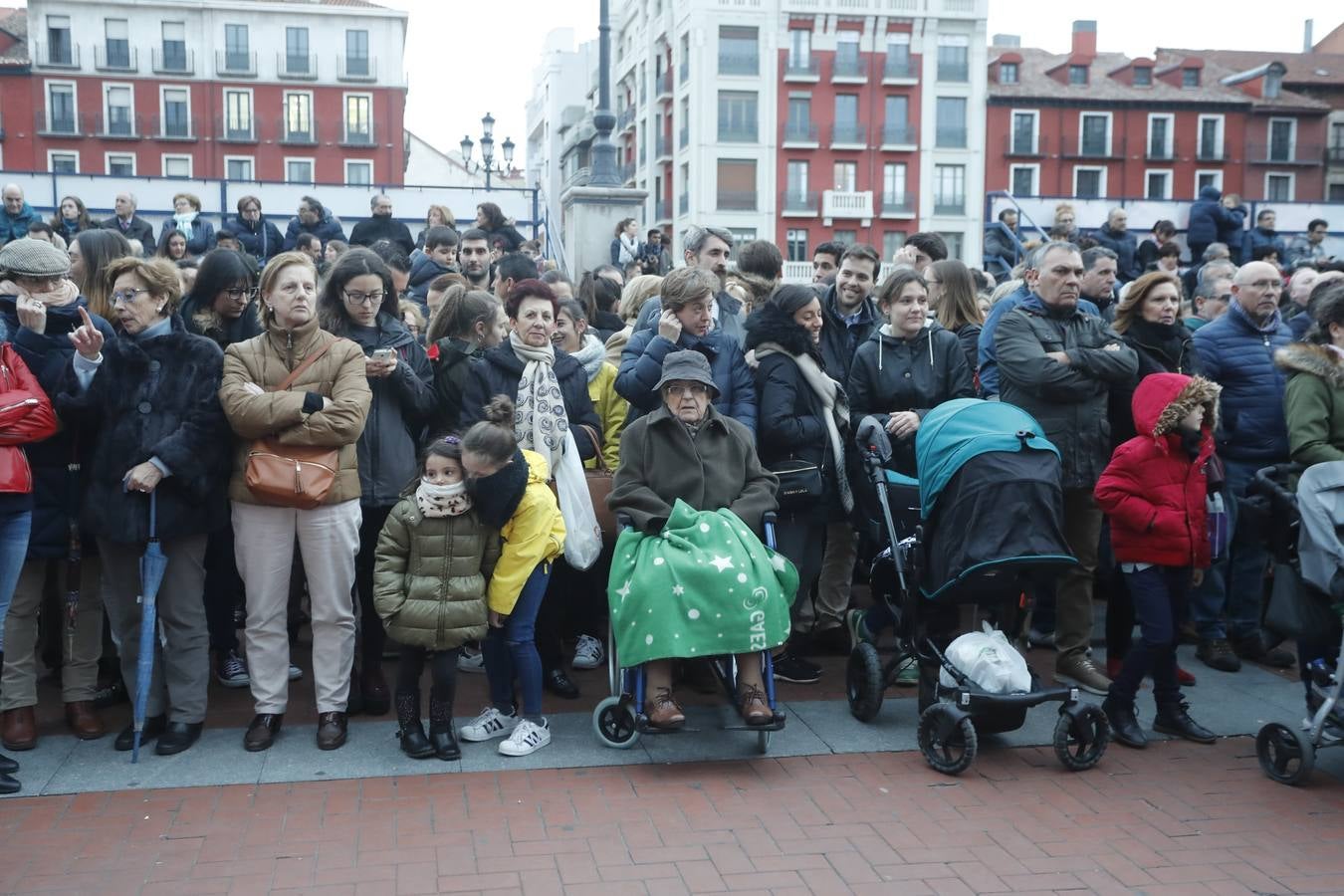 Fotos: Si estuviste en el Vía Crucis, búscate en las fotos
