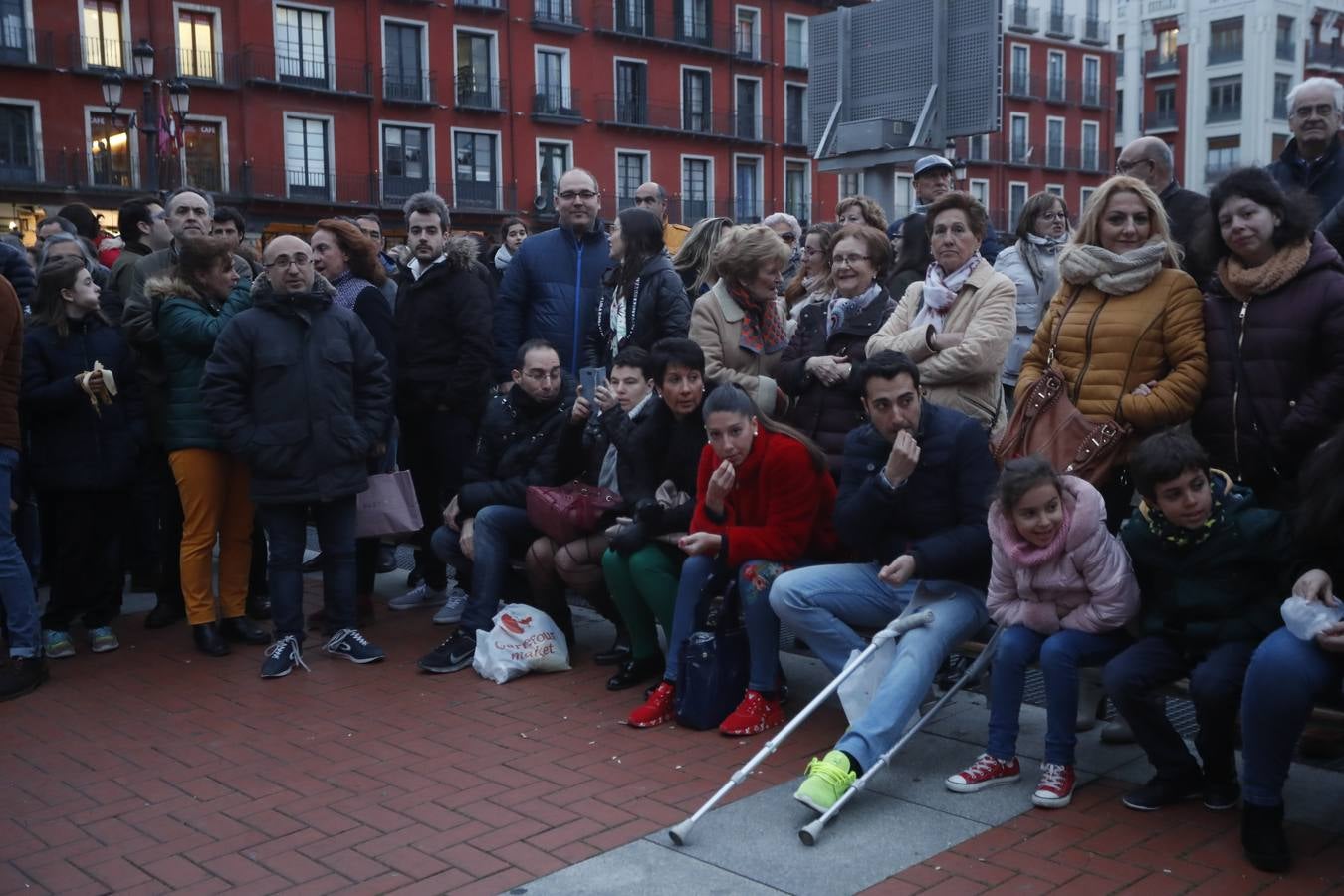 Fotos: Si estuviste en el Vía Crucis, búscate en las fotos