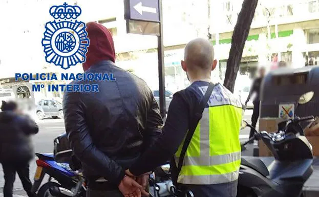 Liberadas en Madrid seis mujeres obligadas a prostituirse 11 horas en servicios de 15 minutos 