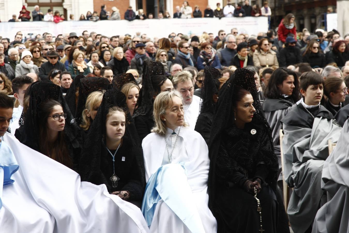 Fotos: Si has estado en el Pregón o en el Sermón de las Siete Palabras, búscate en las fotos