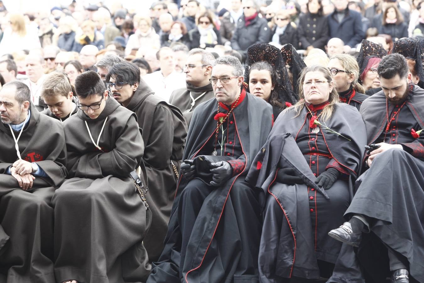 Fotos: Si has estado en el Pregón o en el Sermón de las Siete Palabras, búscate en las fotos