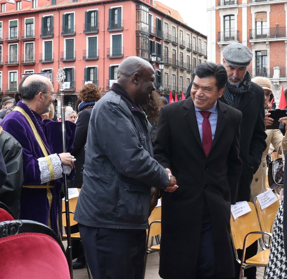 Por indicaciones del Museo Nacional de Escultura, las Siete Palabras no estuvieron representadas por los siete pasos, de forma que únicamente el Cristo de las Mercedes junto a los dos ladrones presidieron el acto