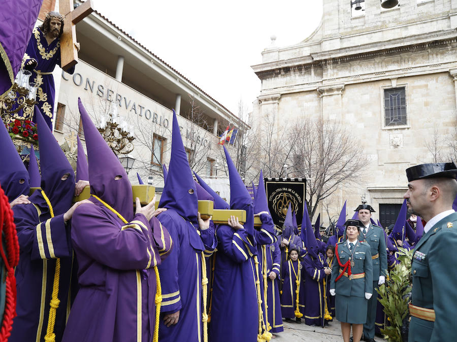 Fotos: Procesión de Los Pasos en Palencia