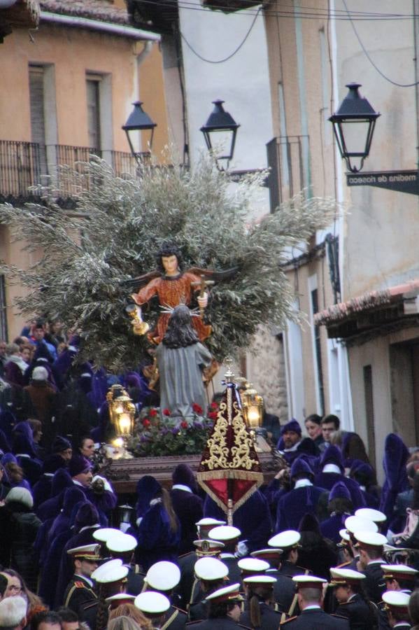 Fotos: Procesión del Mandato y La Pasión en Medina de Rioseco