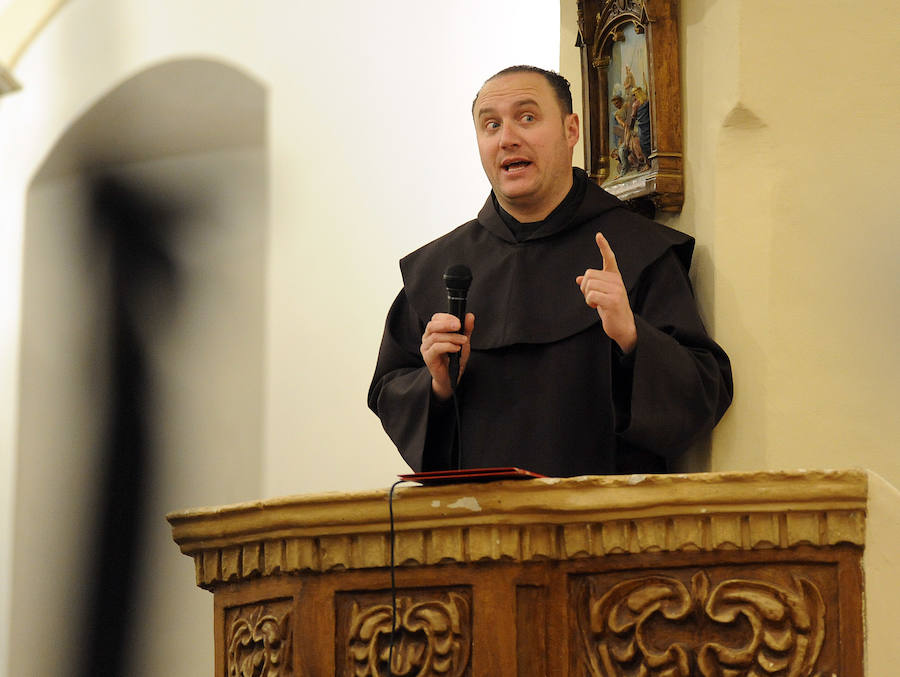El Carmelita Francisco Oreja dio el sermón en el que estuvieron el alcalde u el presidente de la Diputación. 
