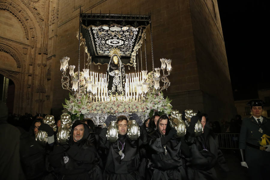 Fotos: Procesión de Nuestra Señora de la Soledad