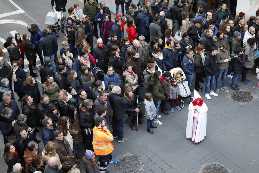 Fotos: La Virgen de la Soledad llena las calles de Palencia