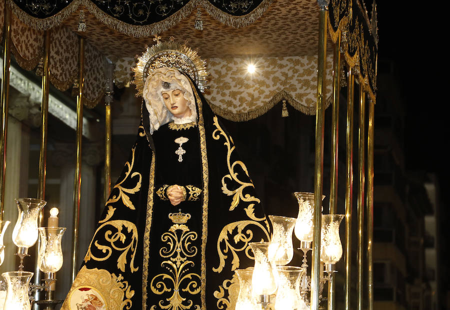 Fotos: La Virgen de la Soledad llena las calles de Palencia