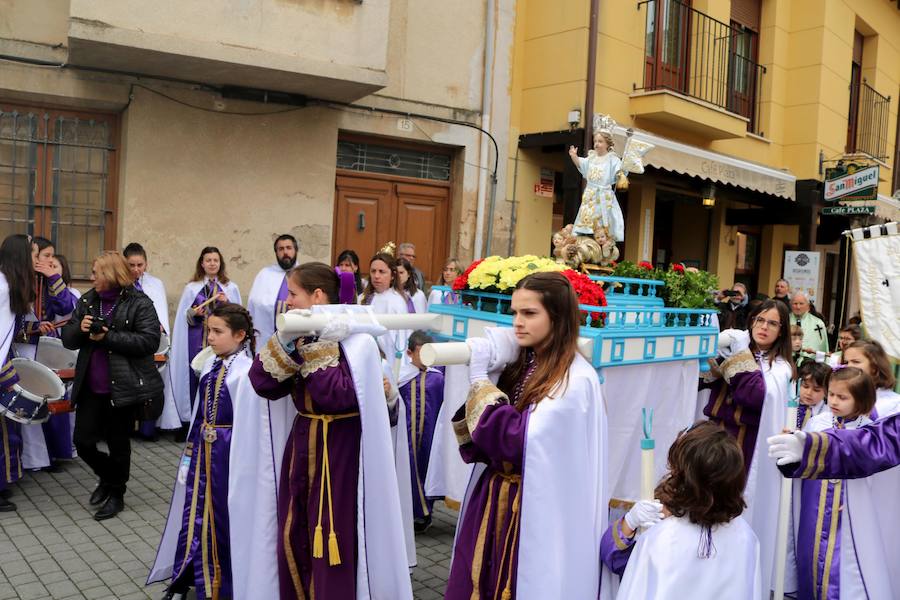 Fotos: Los niños, protagonistas de la despedida de la Semana Santa en Baltanás