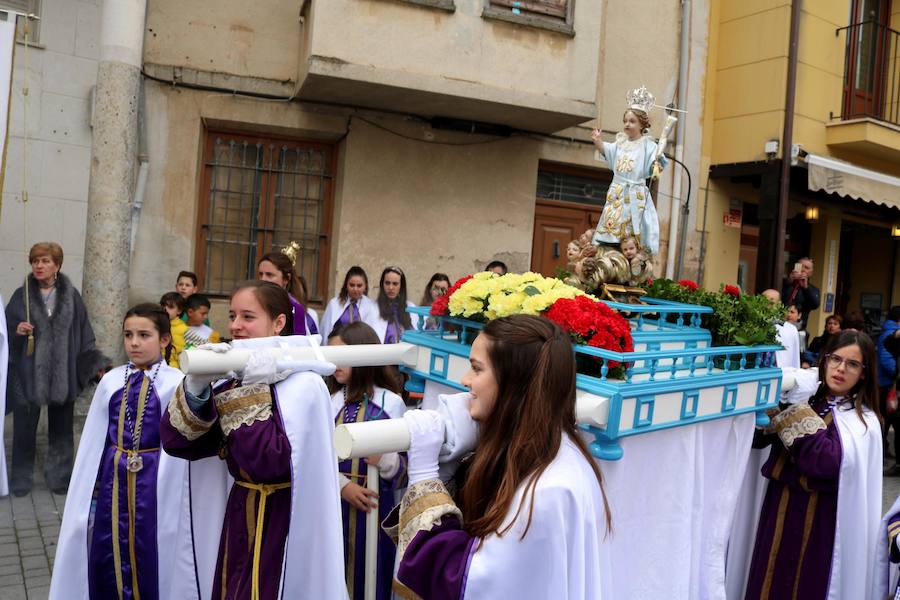 Fotos: Los niños, protagonistas de la despedida de la Semana Santa en Baltanás