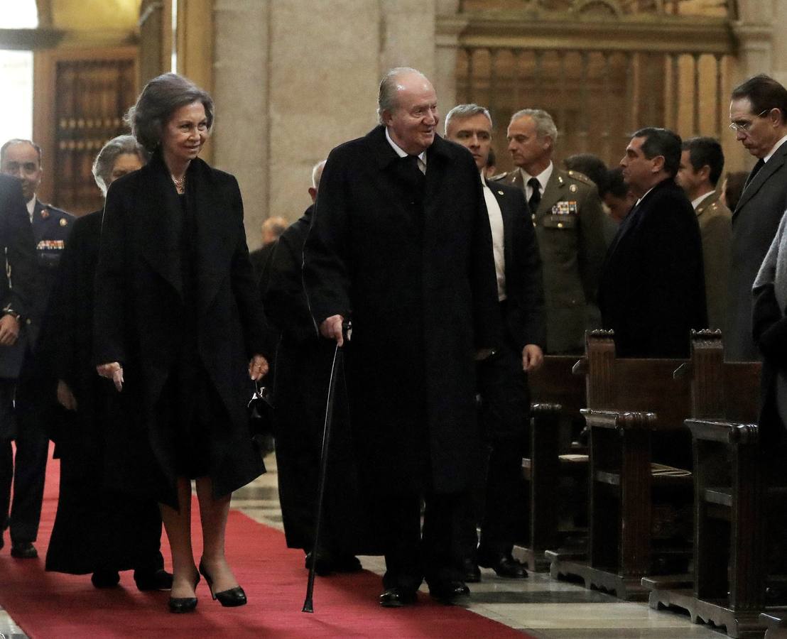 La Infanta Doña Cristina asistió a la ceremonia religiosa por los 25 años de la muerte de su abuelo