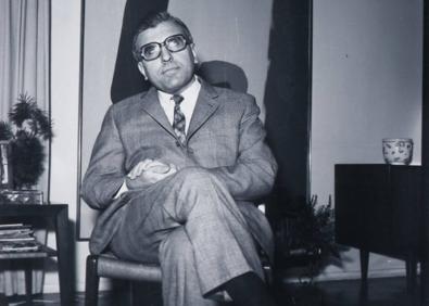 Imagen secundaria 1 - Imágenes de la exposición, el propio Castillejo y una de sus obras. 