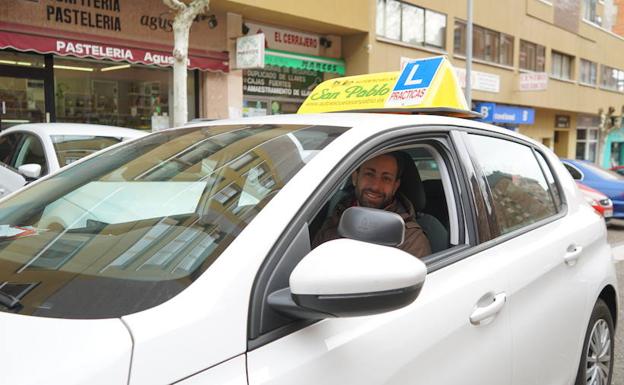 Javier Gómez, de la Autoescuela San Pablo de Valladolid.