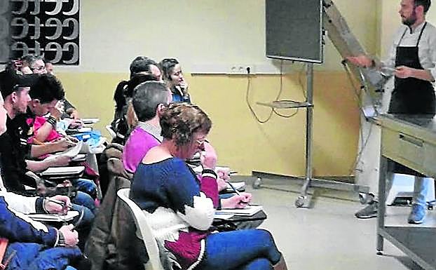 Curso de cocina promovido por la Diputación de Palencia. 