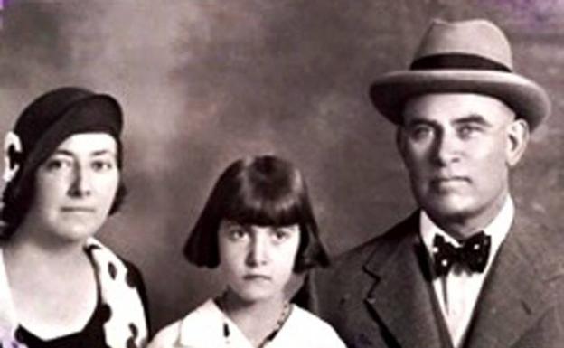Imagen principal - La familia Romero García, exhumación de los cadáveres y edicto-