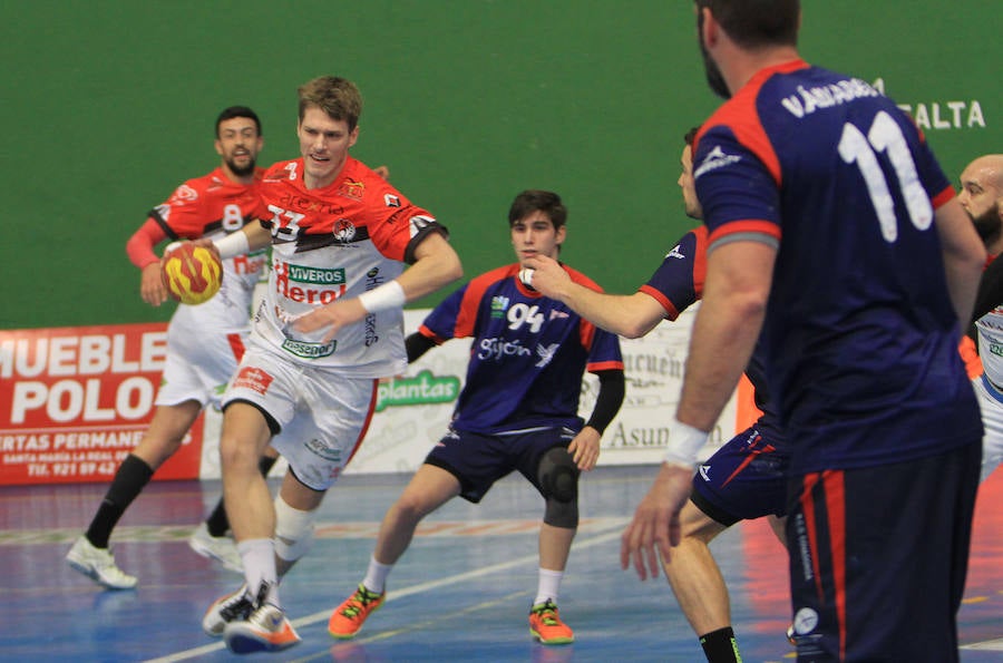 Fotos: Balonmano Nava - Covadonga