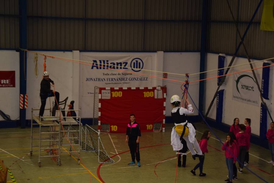 Fotos: Feria de Asociaciones de Guardo