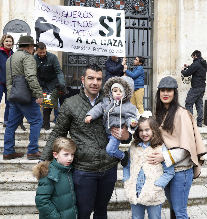 Fotos: Los Cazadores piden respeto en Palencia
