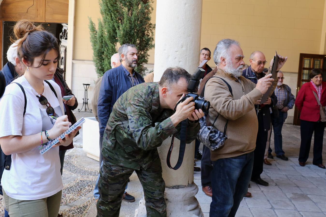 Una selección de 85 primeras páginas, que fueron portada desde el 8 de julio de 1855, hasta el 11 de octubre de 2017