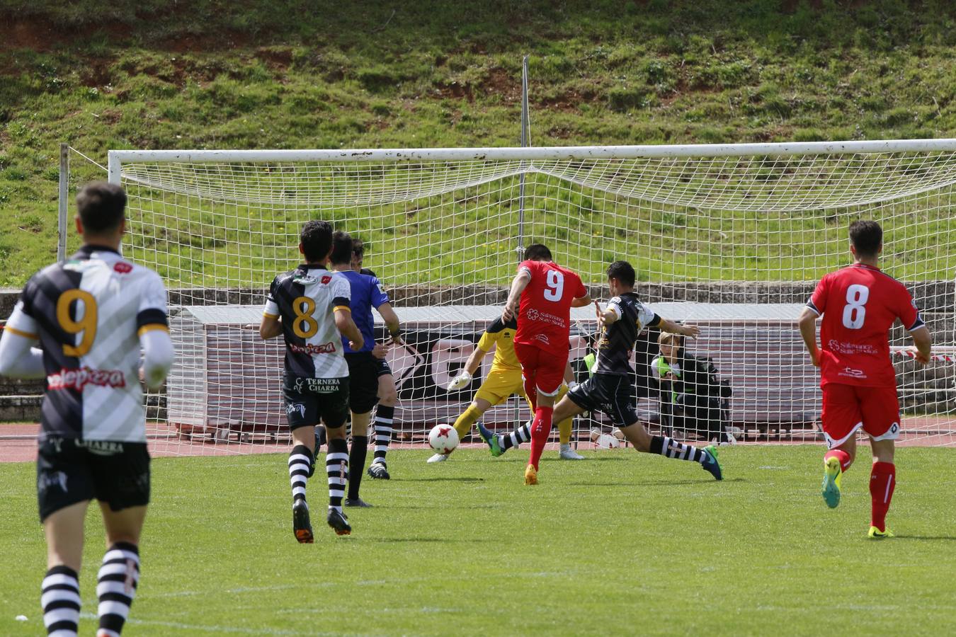 Fotos: El derbi entre Unionistas CF y CF Salmantino UDS en juego