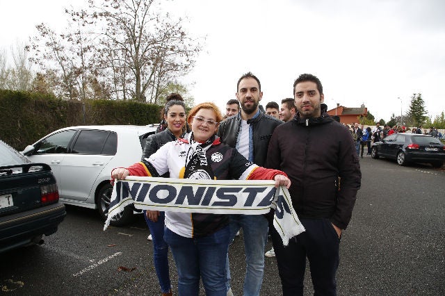 Unionistas CF y el CF Salmantino UDS se miden esta mañana en Las Pistas a partir de las 12 horas en el encuentro de la 35ª jornada del Grupo VIII de la Tercera División