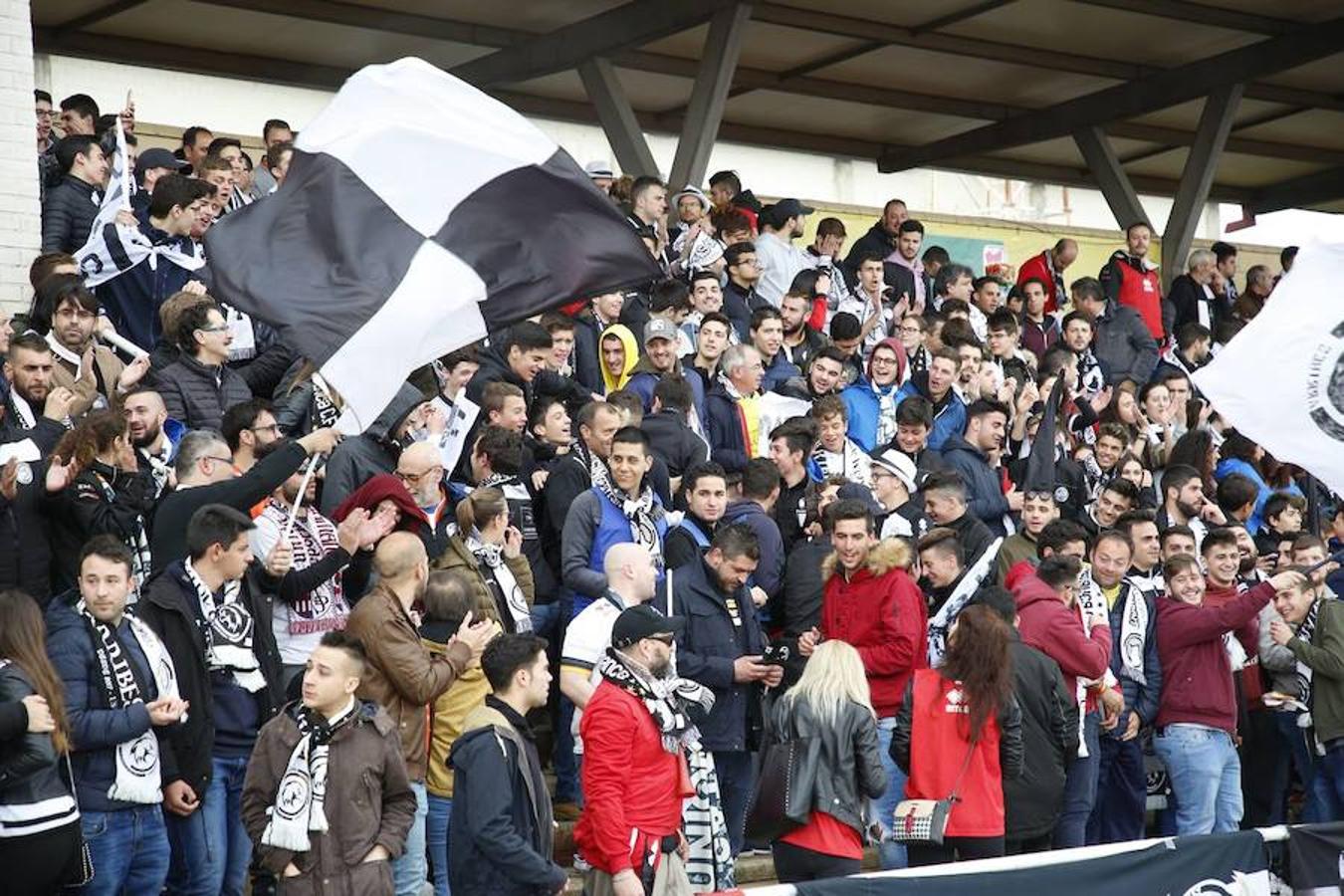 Ambiente en el derbi Unionistas-Salmantino