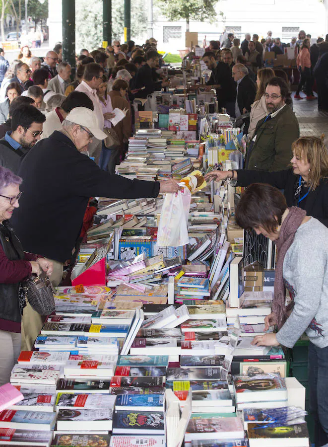 Fotos: Día del Libro en Valladolid