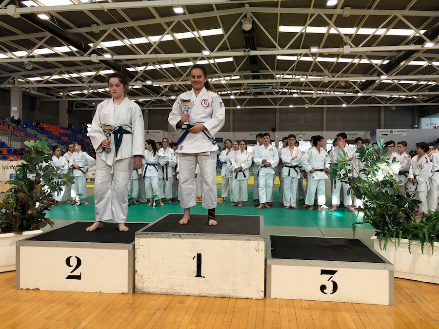 Un total de 25 judokas del Doryoku lograron subir al podio