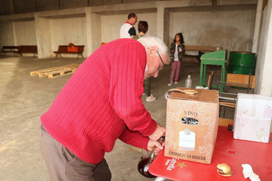 Fotos: Degustación de panceta en Torquemada