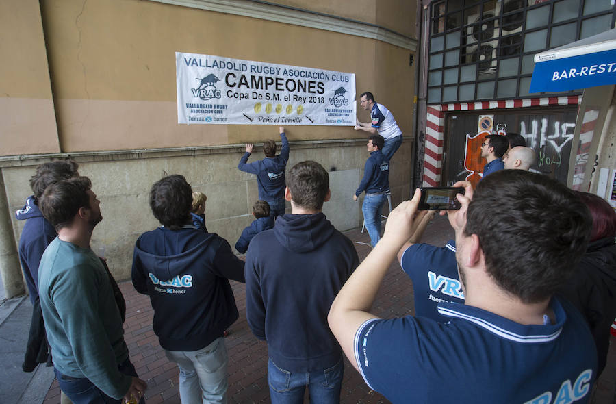 Fotos: Ambiente en los bares vallisoletanos de los equipos que han jugado la final de la Copa del Rey de rugby