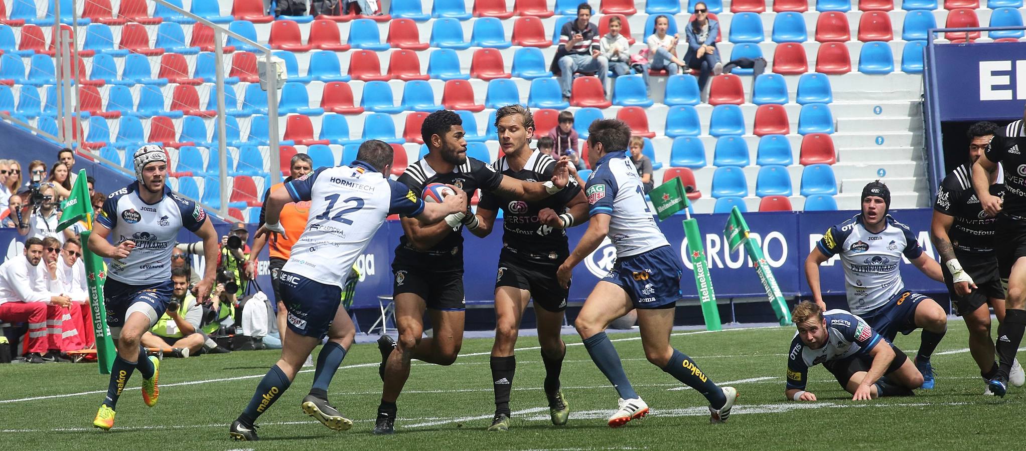 Fotos: Victoria del VRAC Quesos Entrepinares en la final de la Copa del Rey de rugby frente al Silverstorm El Salvador