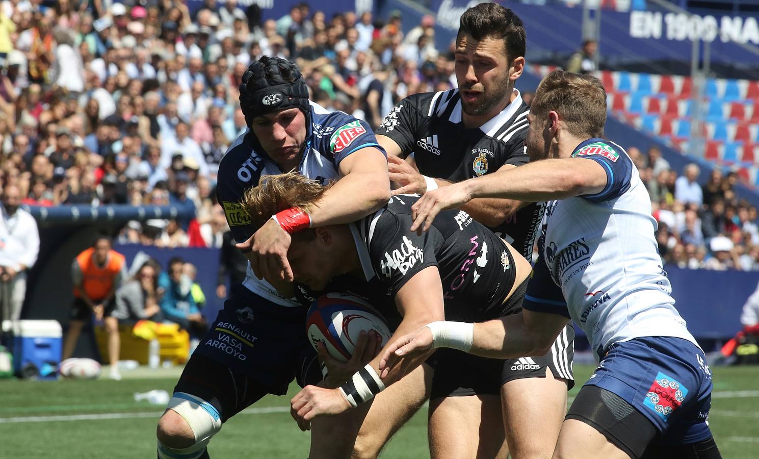 Fotos: Victoria del VRAC Quesos Entrepinares en la final de la Copa del Rey de rugby frente al Silverstorm El Salvador