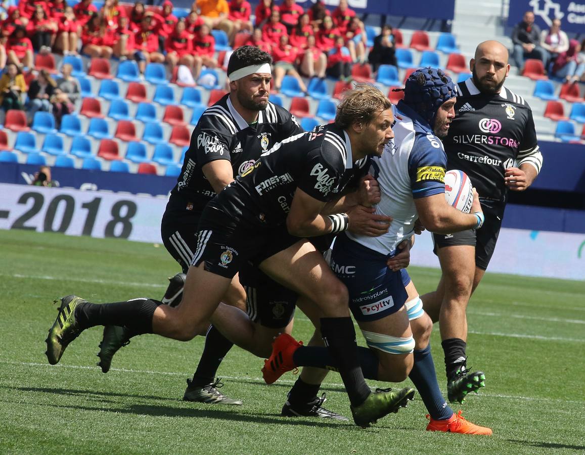 Fotos: Victoria del VRAC Quesos Entrepinares en la final de la Copa del Rey de rugby frente al Silverstorm El Salvador