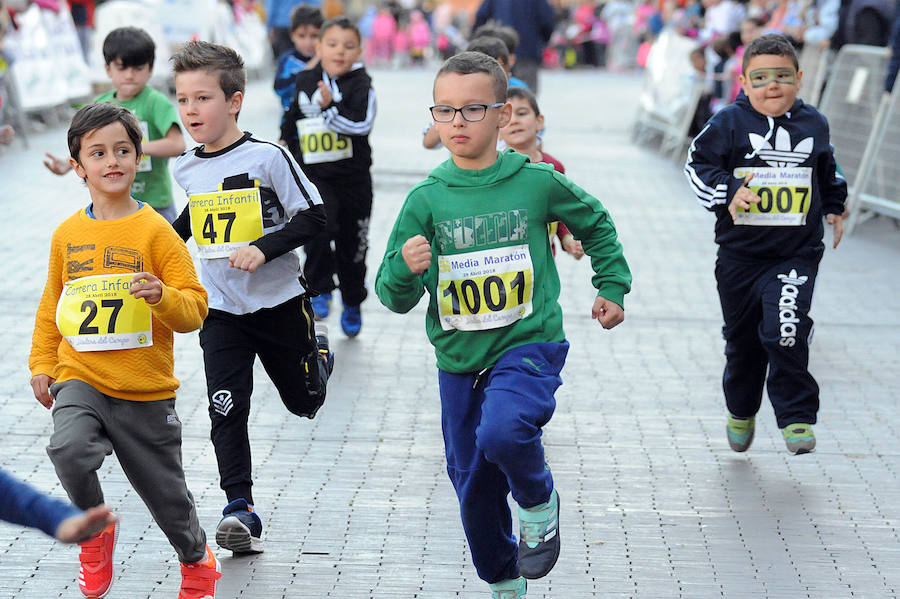 Fotos: Carrera Infantil en Medina del Campo