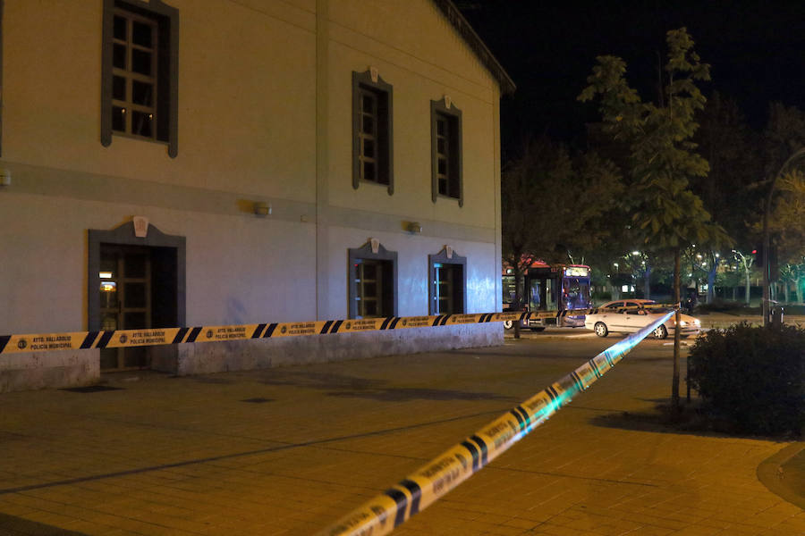 Dos incendios leves perturbaron la tarde del sábado en Valladolid. Los bomberos se tuvieron que desplazar a la calle Cascajares, donde la campana de una haburguesería se prendió. Dos horas después el conato de fuego tuvo lugar en el antiguo hotel Marqués de la Ensenada.