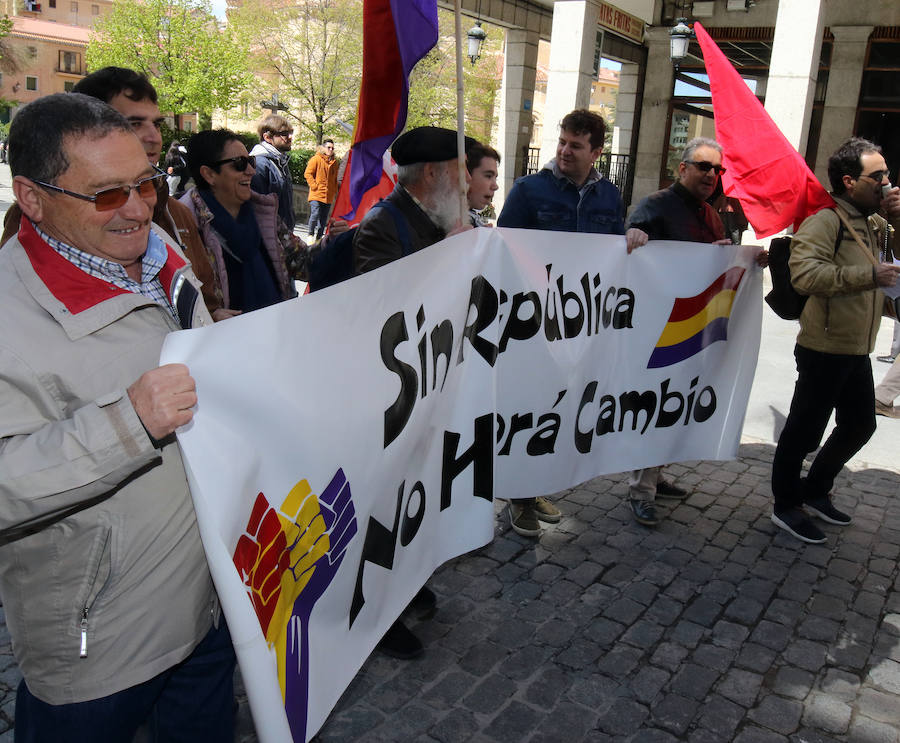Fotos: Manifestación del Primero de Mayo en Segovia