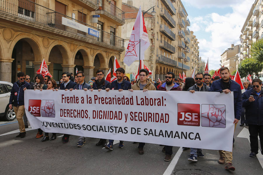 Más de 3.000 personas han recorrido el trayecto desde la Gran Vía hasta la Plaza Mayor reclamando más derechos sociales y bajo la consideración, según los dirigentes sindicales provinciales, de que hay «motivos para más movilizaciones»