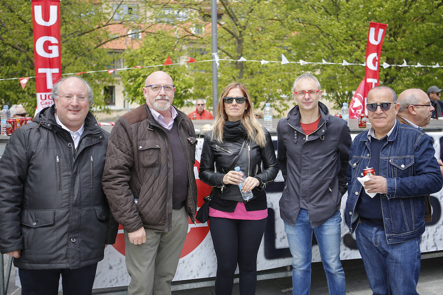 Más de 3.000 personas han recorrido el trayecto desde la Gran Vía hasta la Plaza Mayor reclamando más derechos sociales y bajo la consideración, según los dirigentes sindicales provinciales, de que hay «motivos para más movilizaciones»